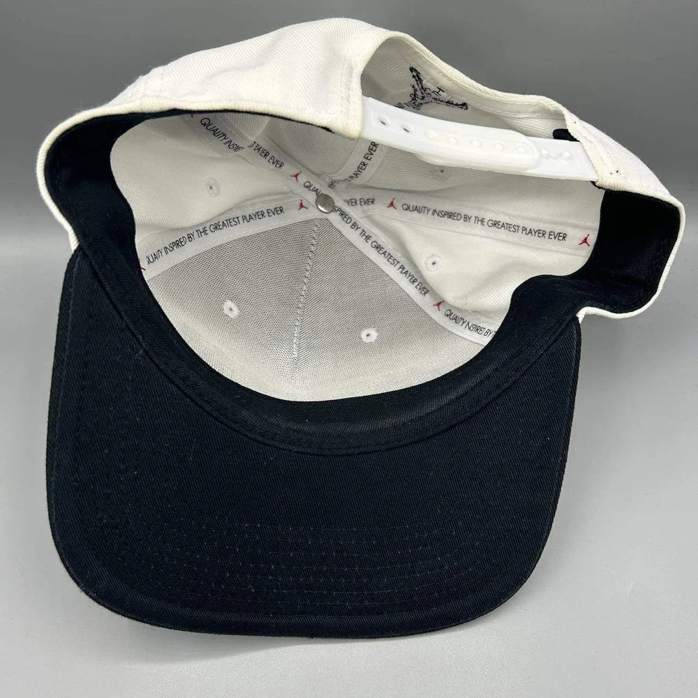 Air Jordan Hat Men White‎ Black Embroidered Logo Jumpman Snap Back Cap
